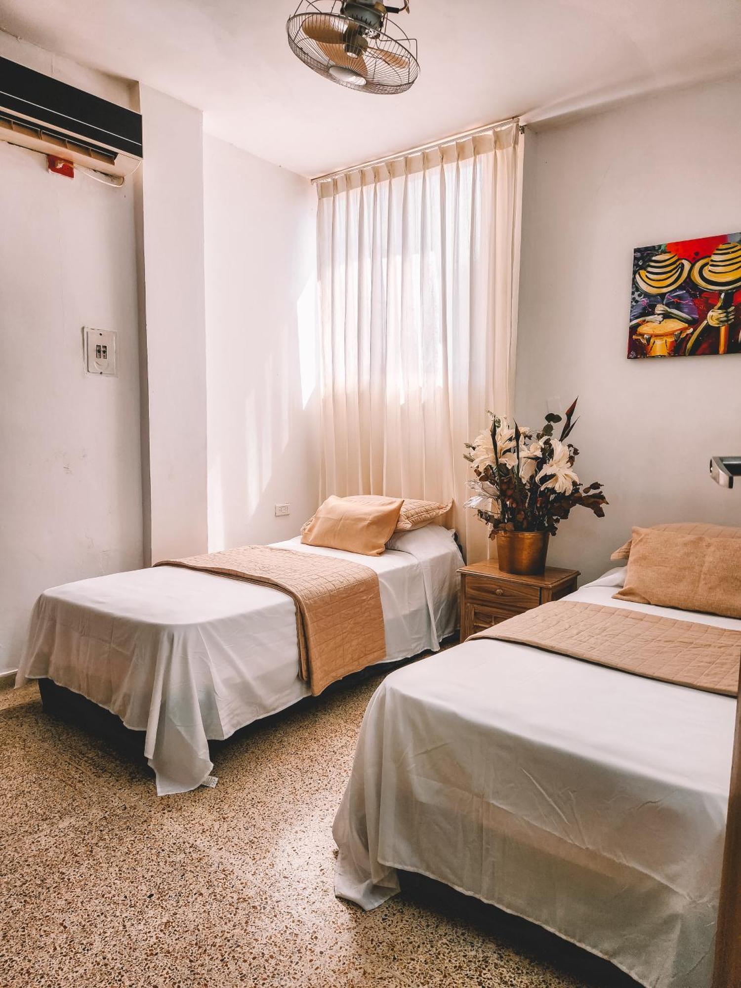 Hotel Radoa El Banco  Dış mekan fotoğraf